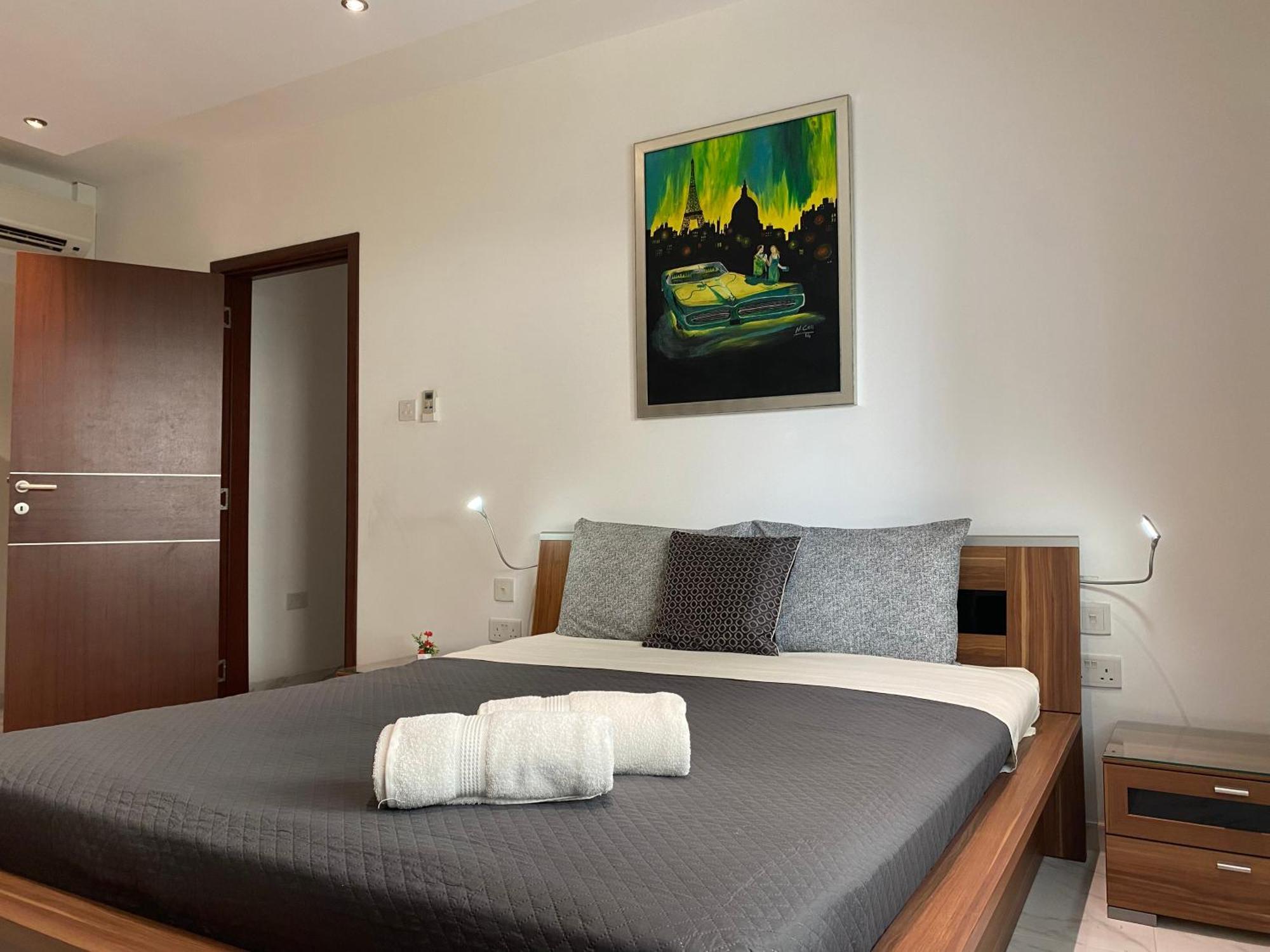 The Coastal Haven - Steps From Sliema'S Best Экстерьер фото